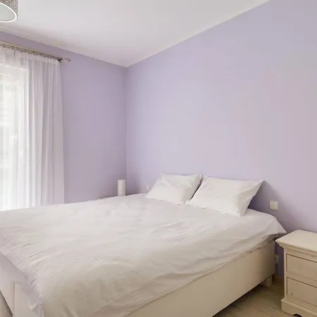 Chic Et Moderne Apartment Poznan